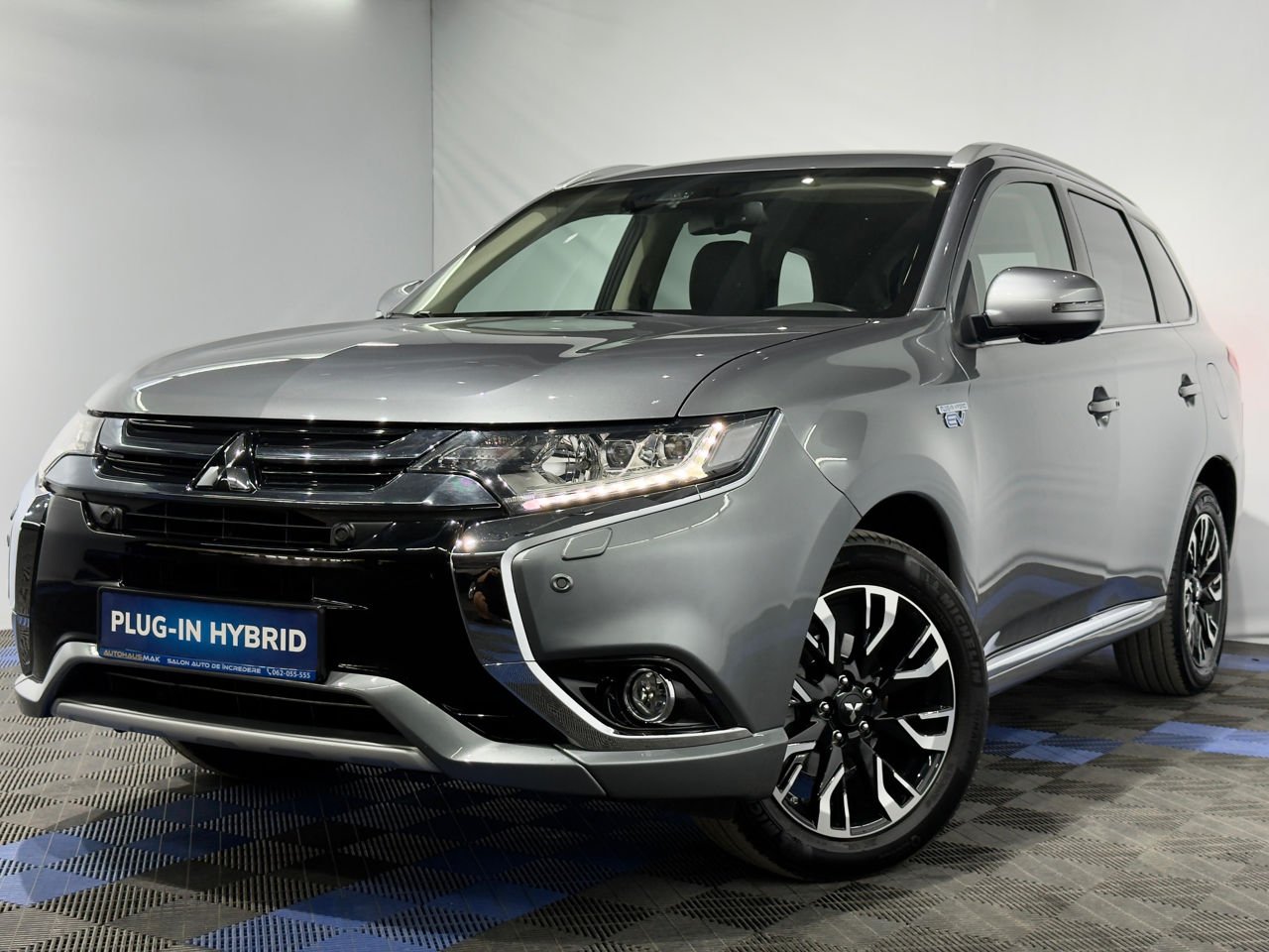 Mitsubishi Outlander III (2012 - 2021) image Mitsubishi Outlander III (2012 - 2021) image