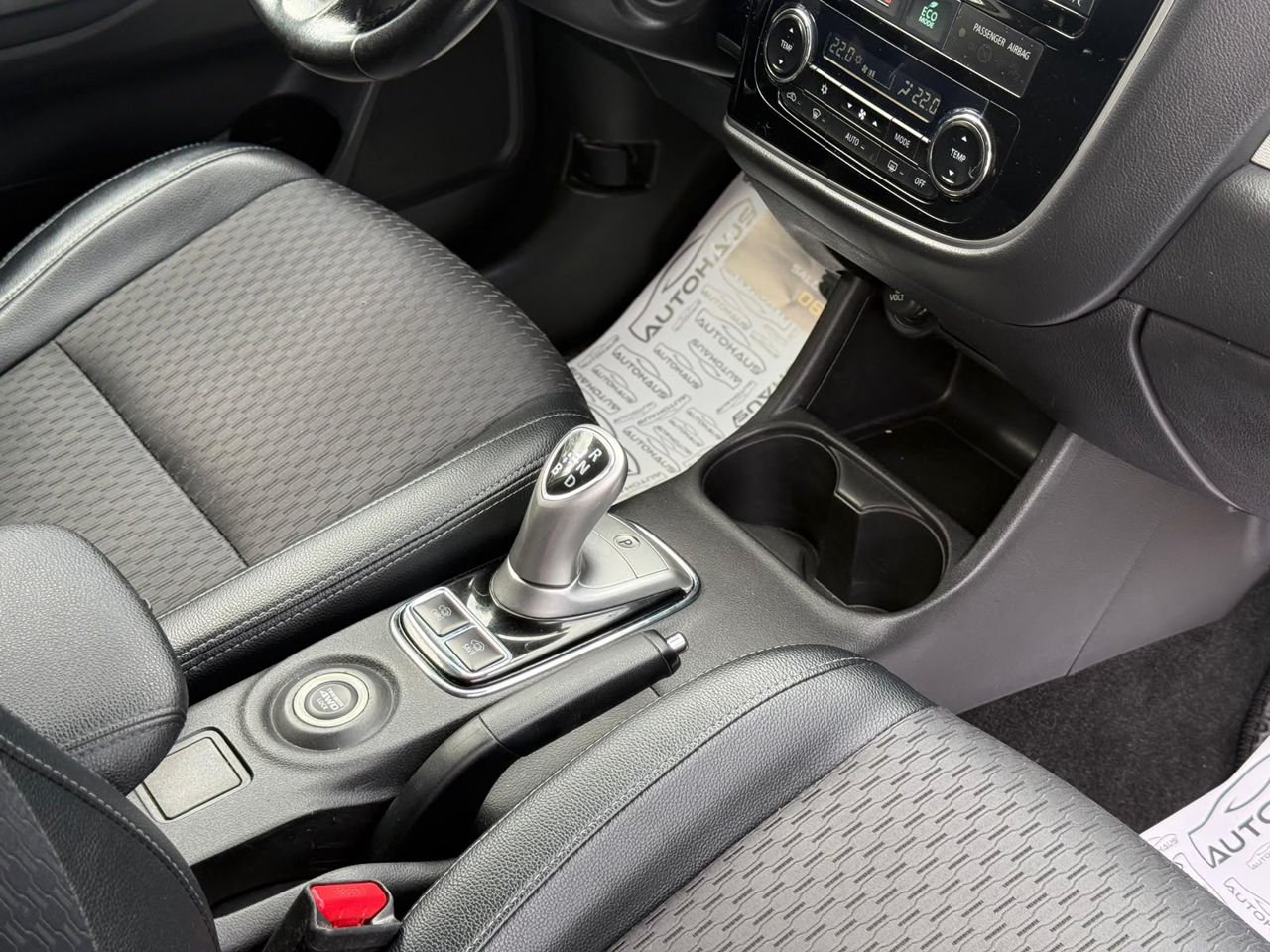 Mitsubishi Outlander III (2012 - 2021) image