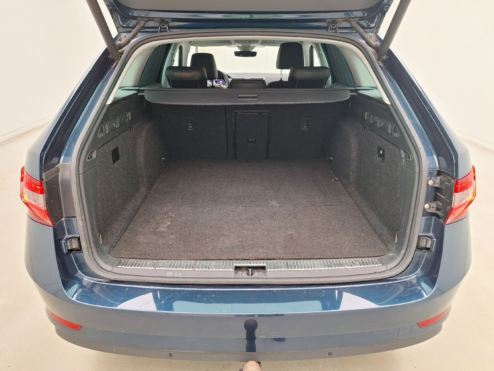 Škoda Superb IV (2020 - ) image
