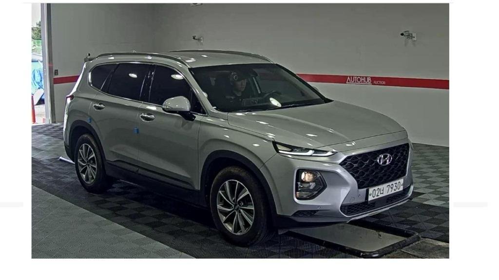 Hyundai Santa Fe IV (2018 - ) image