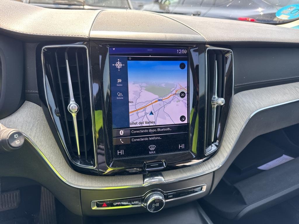 Volvo XC60 2017 - image Volvo XC60 2017 - image