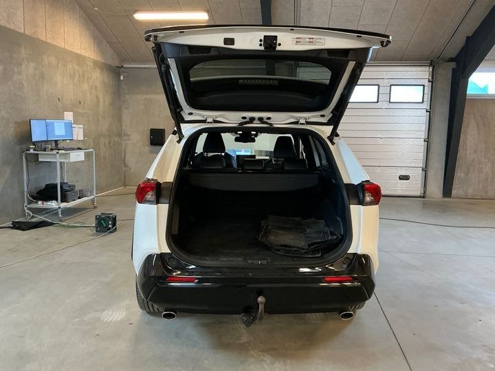 Toyota RAV4 2018 - image Toyota RAV4 2018 - image
