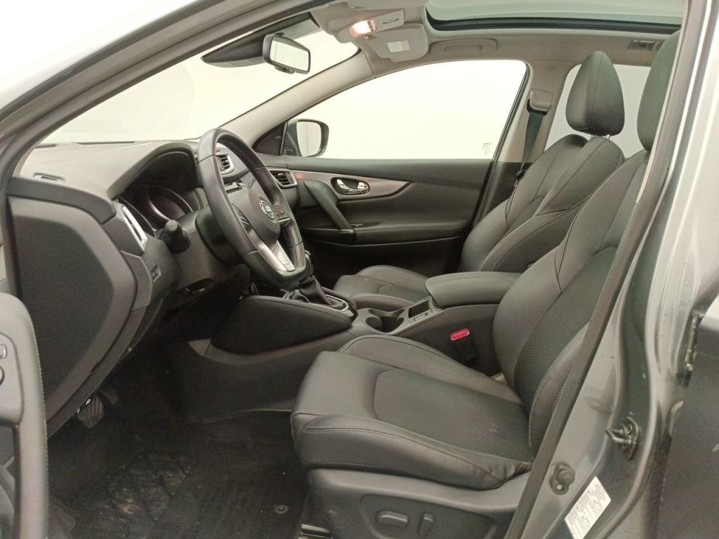 Nissan Qashqai J11 (2013 - 2021) image