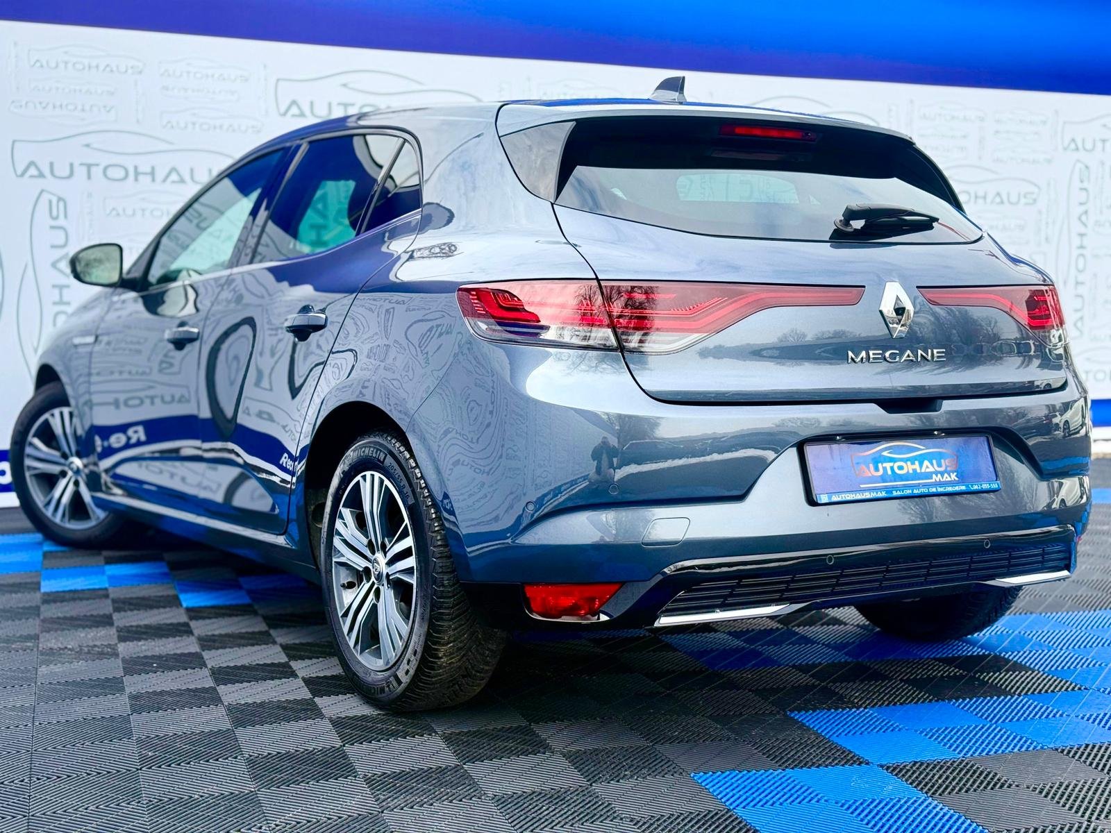 Renault Megane IV (2016 - ) image