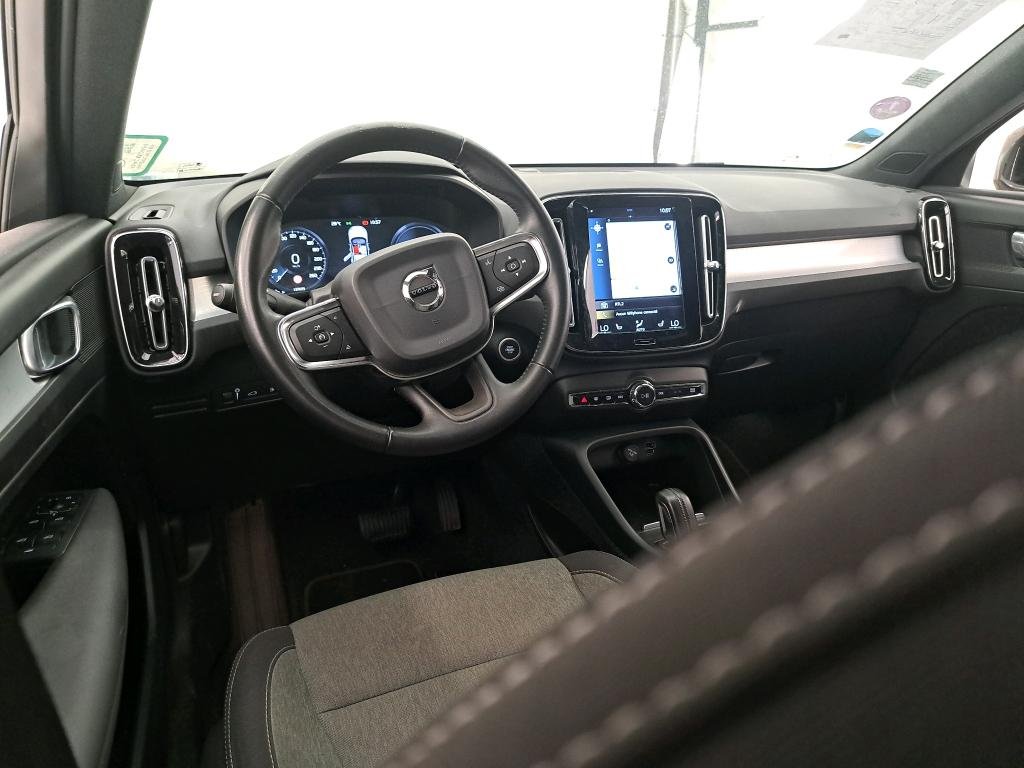 Volvo XC40 2017 - image Volvo XC40 2017 - image