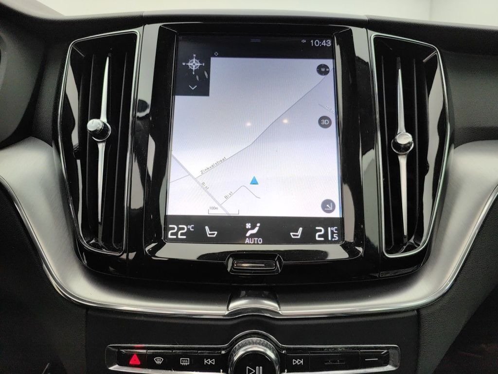 Volvo XC60 2017 - image Volvo XC60 2017 - image