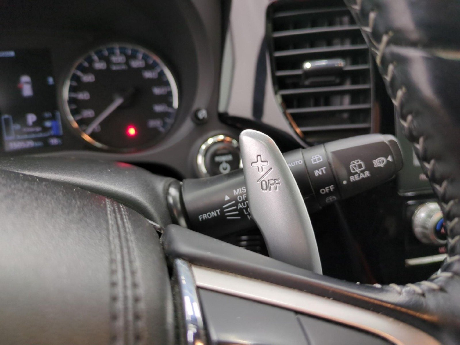 Mitsubishi Outlander III (2012 - 2021) image Mitsubishi Outlander III (2012 - 2021) image
