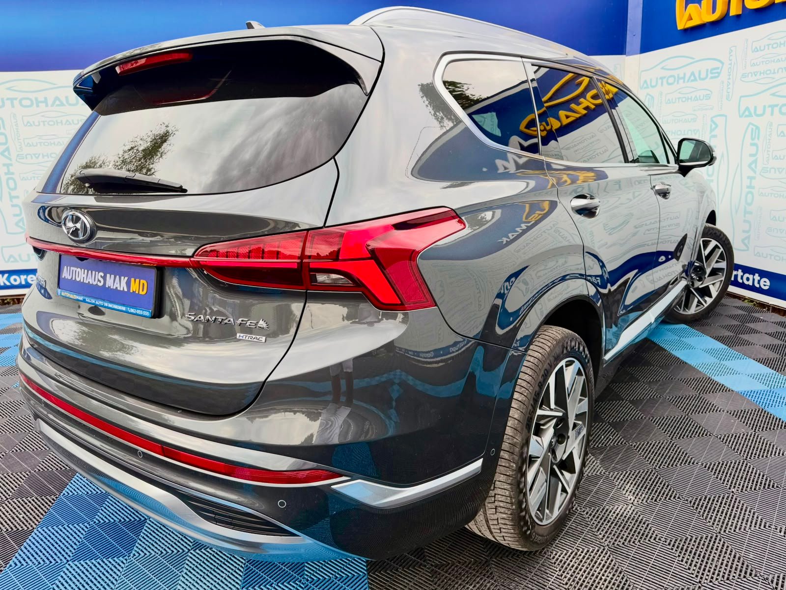 Hyundai Santa Fe IV (2018 - ) image