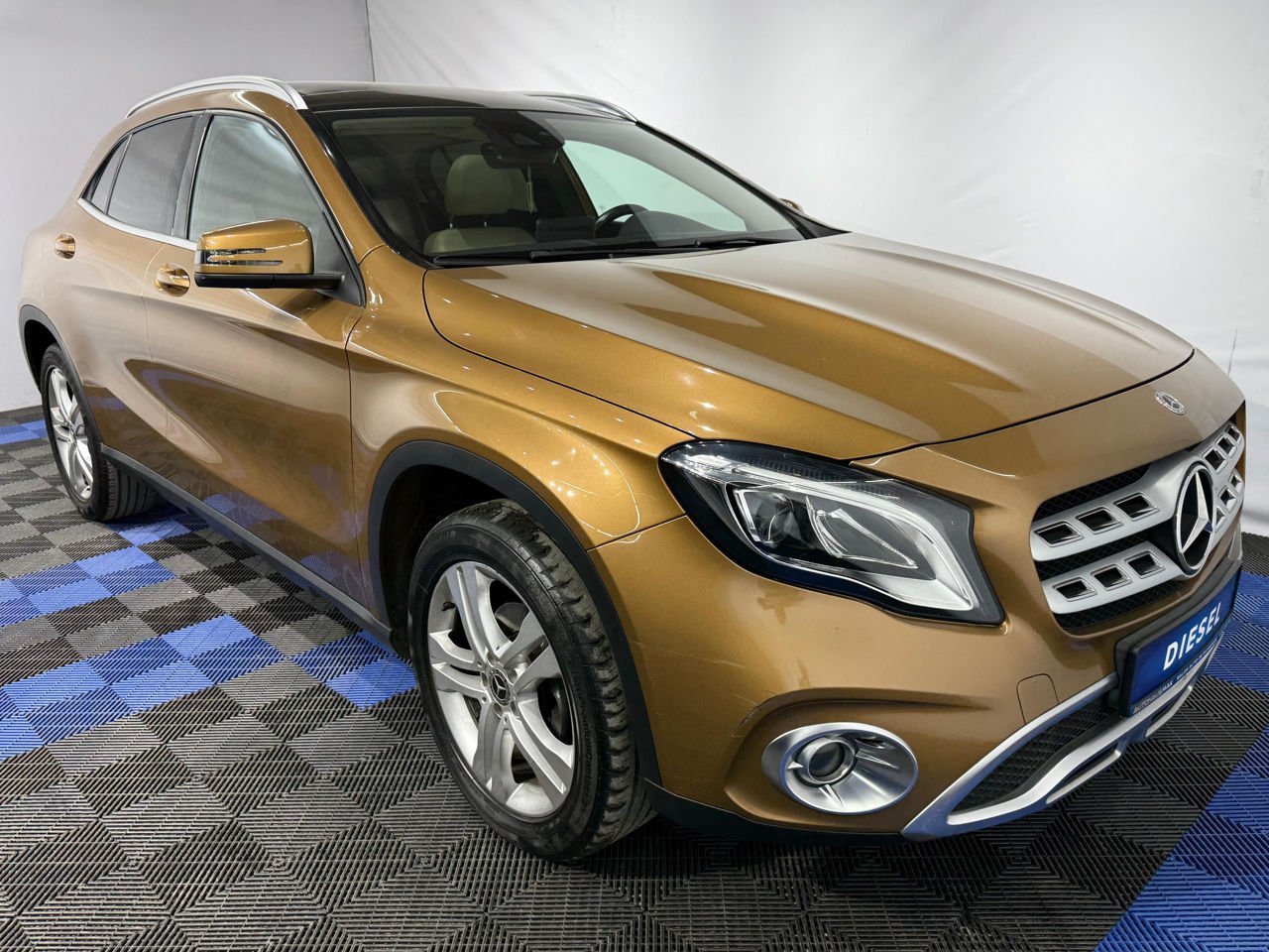 Mercedes-Benz GLA-Class X156 (2013 - 2019) image Mercedes-Benz GLA-Class X156 (2013 - 2019) image