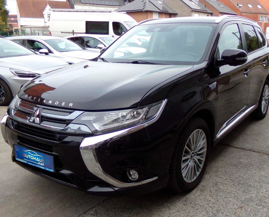 Mitsubishi Outlander III (2012 - 2021) image Mitsubishi Outlander III (2012 - 2021) image