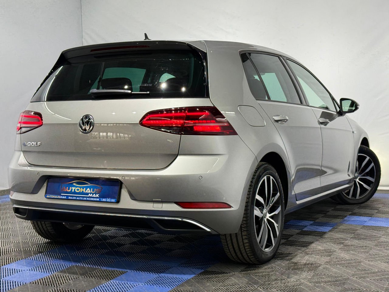 Volkswagen Golf VII (2012 - 2020) image