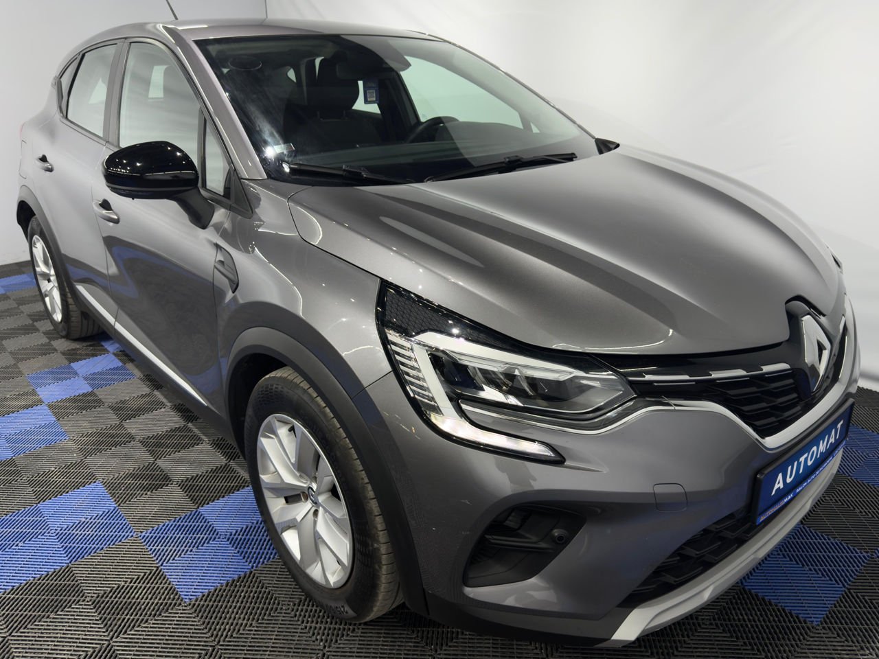 Renault Captur I (2013 - ) image Renault Captur I (2013 - ) image