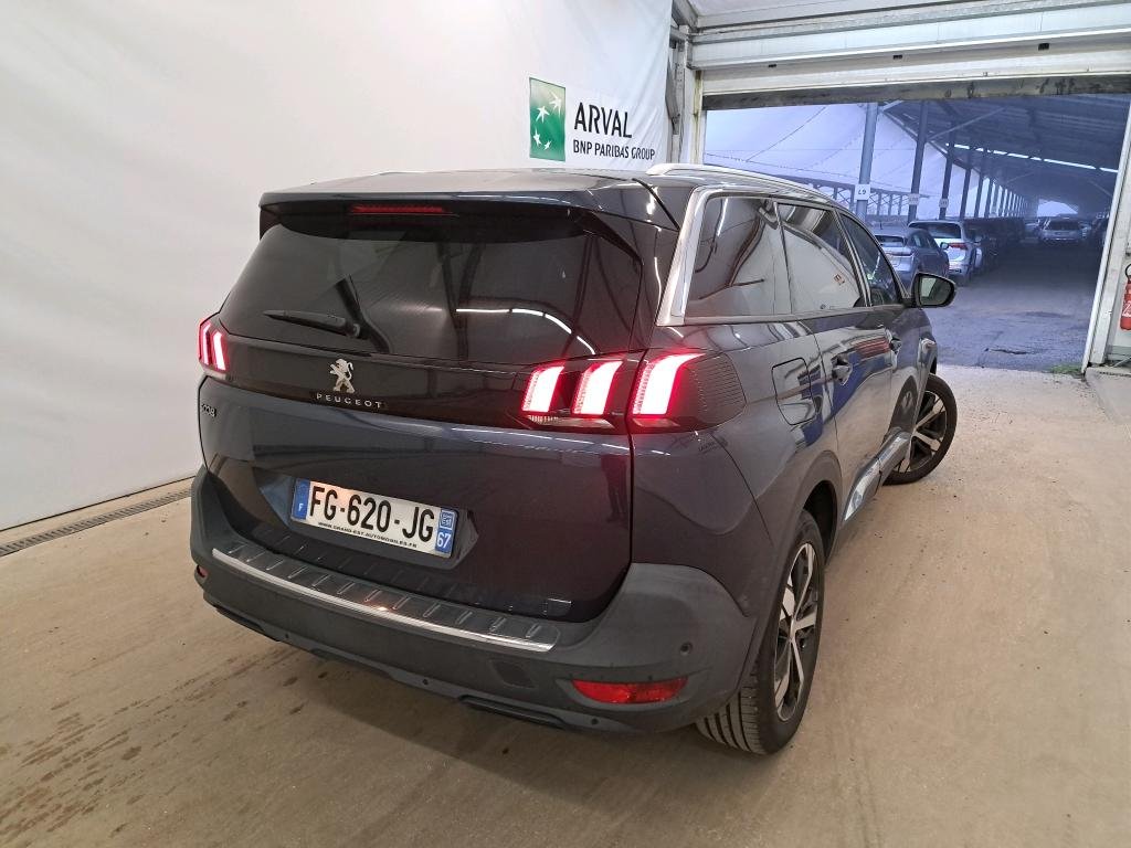 Peugeot 5008 II (2017 - ) image