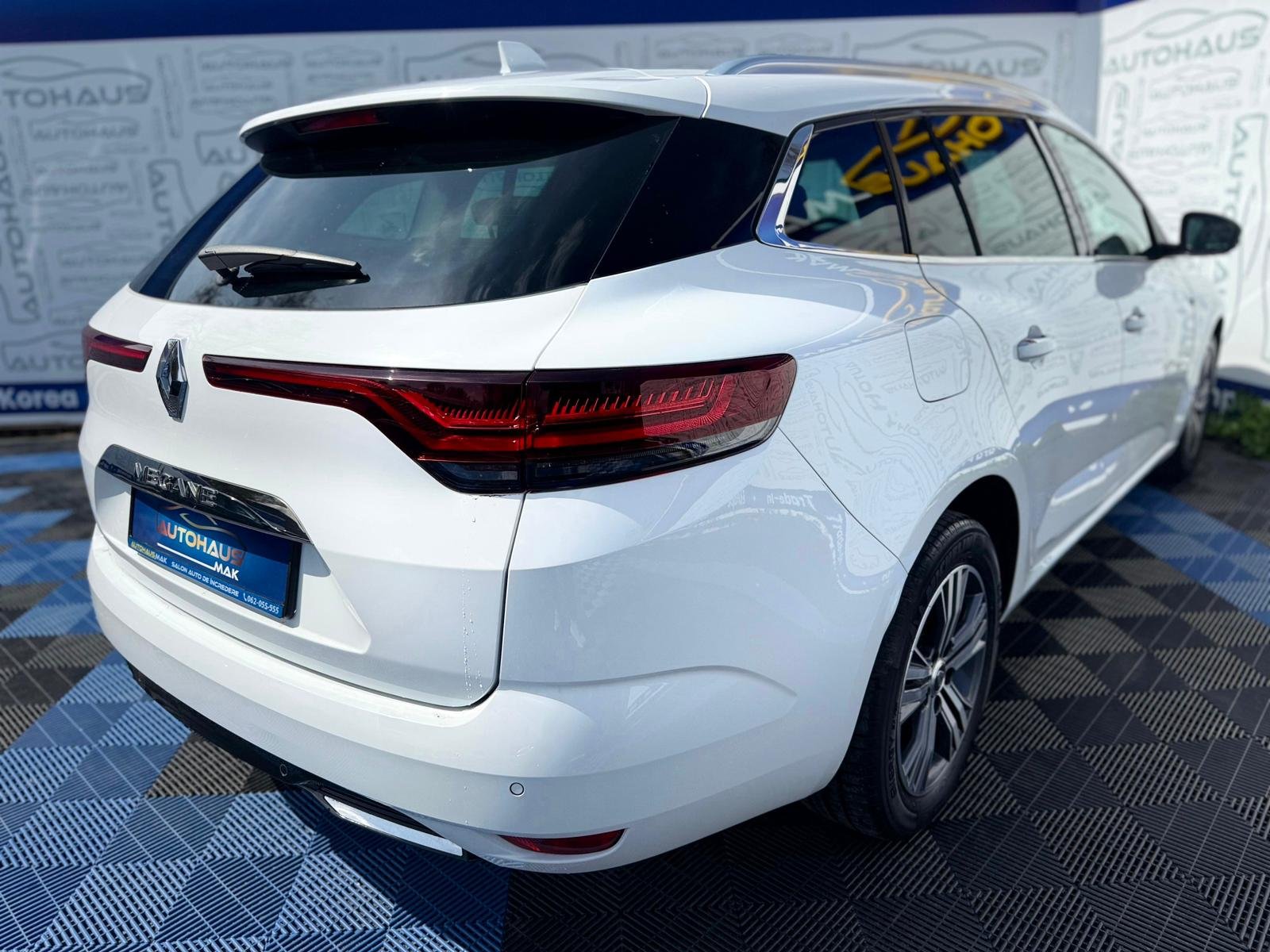 Renault Megane IV (2016 - ) image