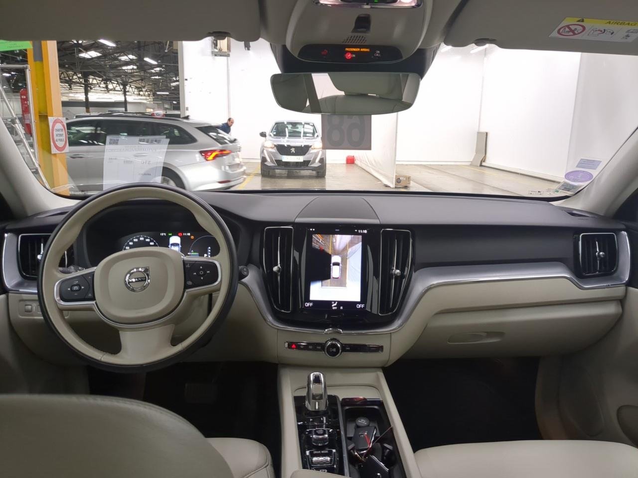 Volvo XC60 2017 - image Volvo XC60 2017 - image