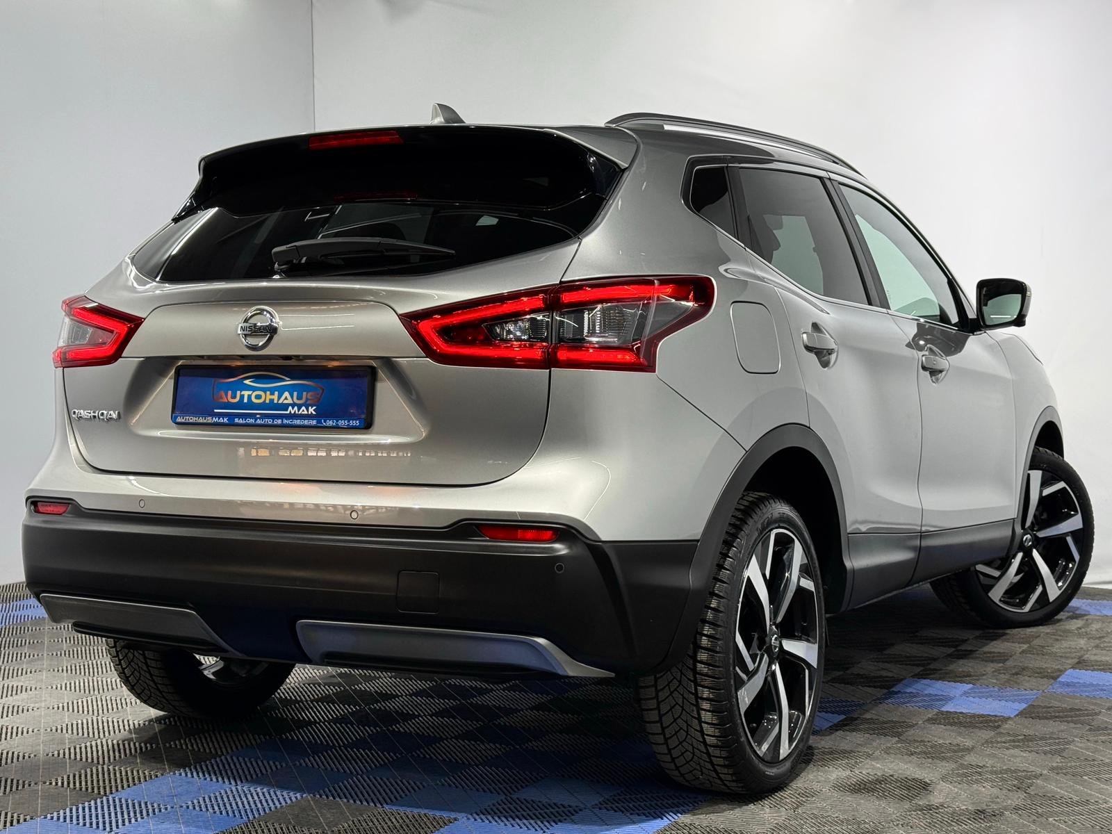 Nissan Qashqai J11 (2013 - 2021) image