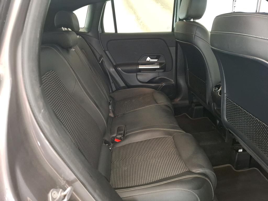 Mercedes-Benz GLA-Class H247 (2019 - ) image