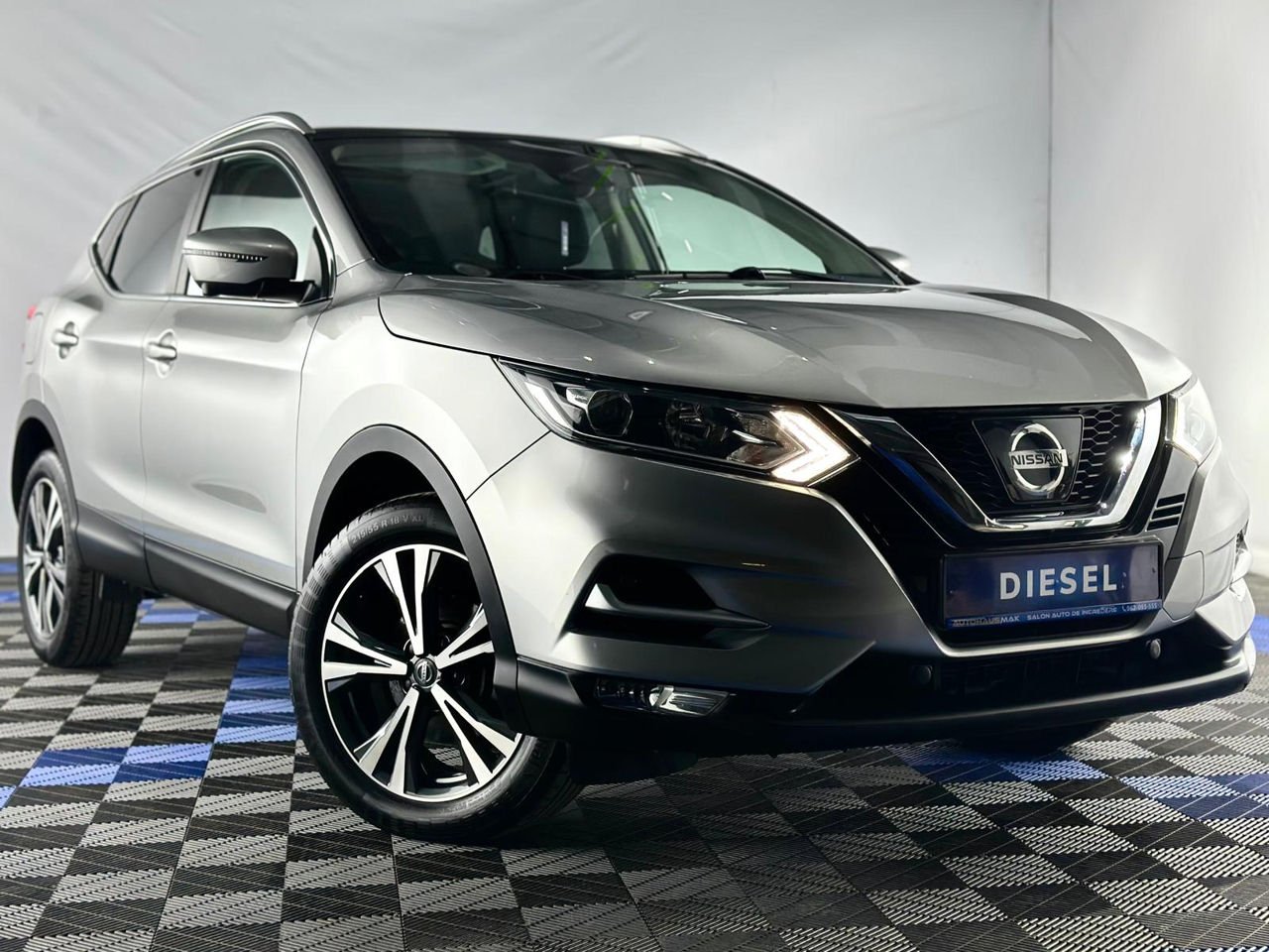 Nissan Qashqai J11 (2013 - 2021) image