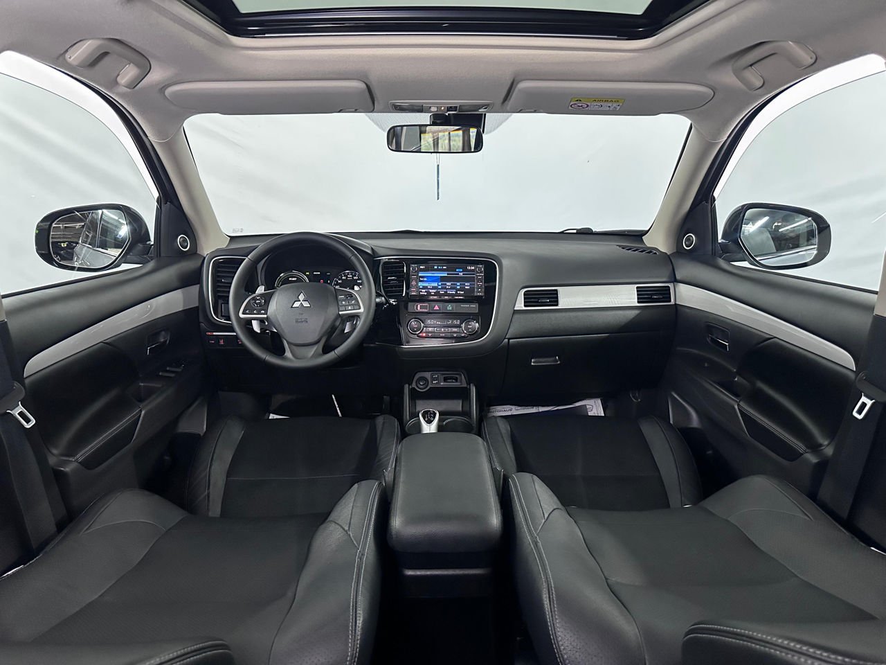 Mitsubishi Outlander III (2012 - 2021) image Mitsubishi Outlander III (2012 - 2021) image