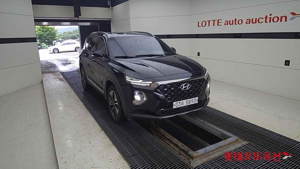 Hyundai Santa Fe IV (2018 - ) image