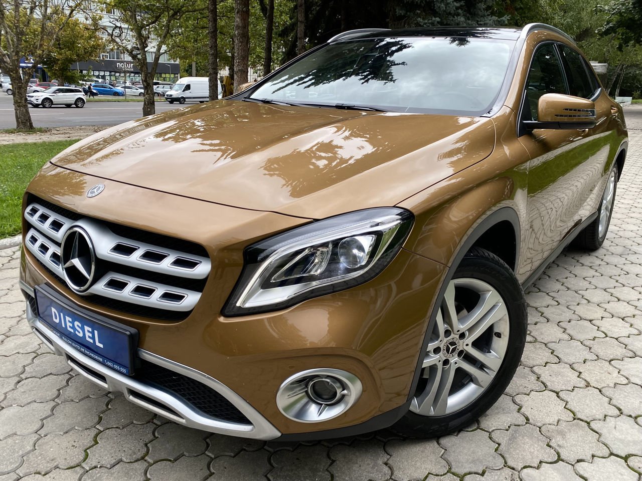 Mercedes-Benz GLA-Class X156 (2013 - 2019) image