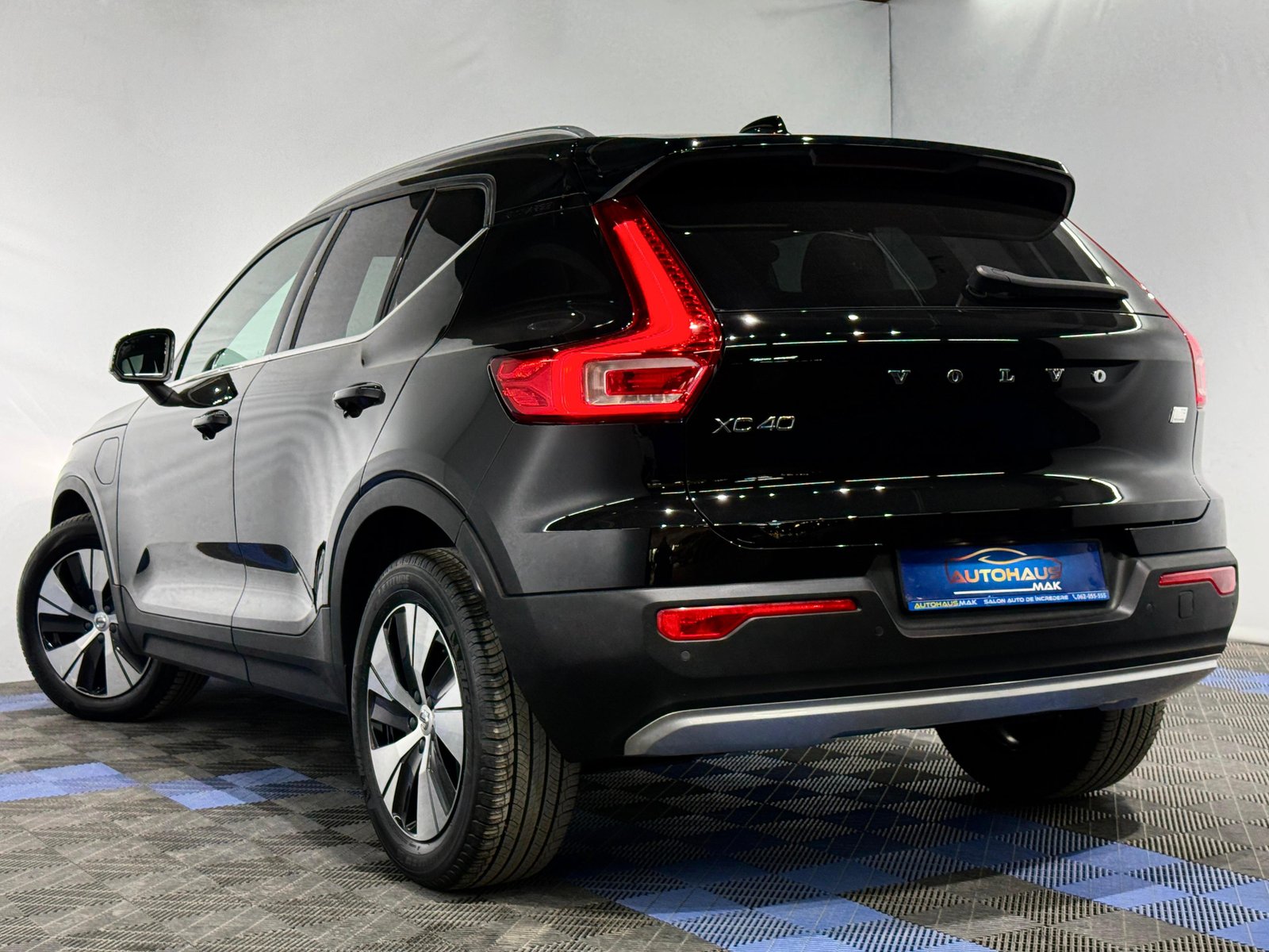 Volvo XC40 2017 - image Volvo XC40 2017 - image
