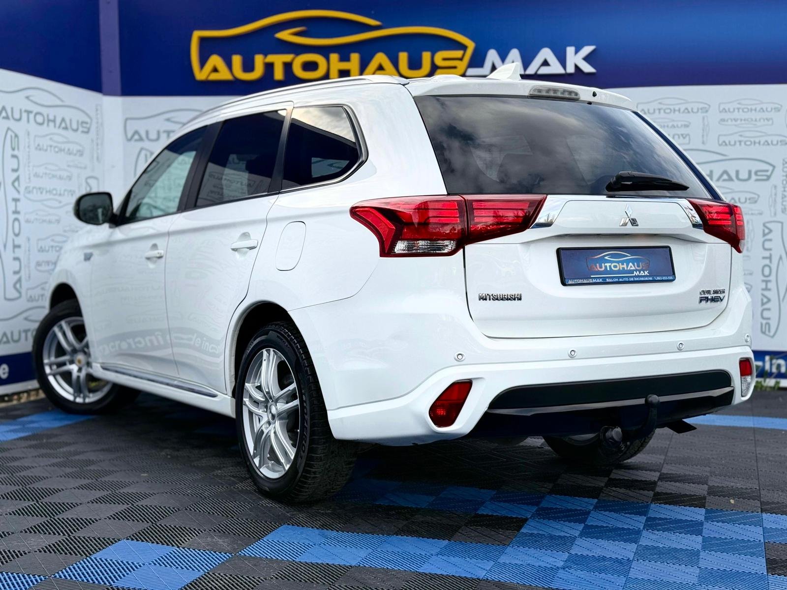 Mitsubishi Outlander III (2012 - 2021) image