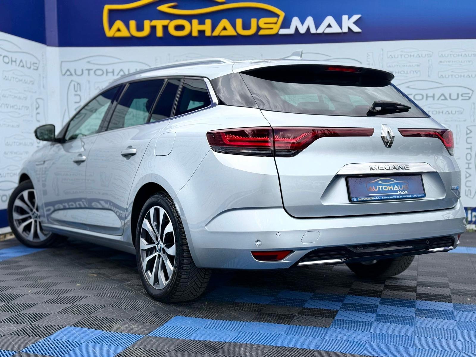 Renault Megane IV (2016 - ) image