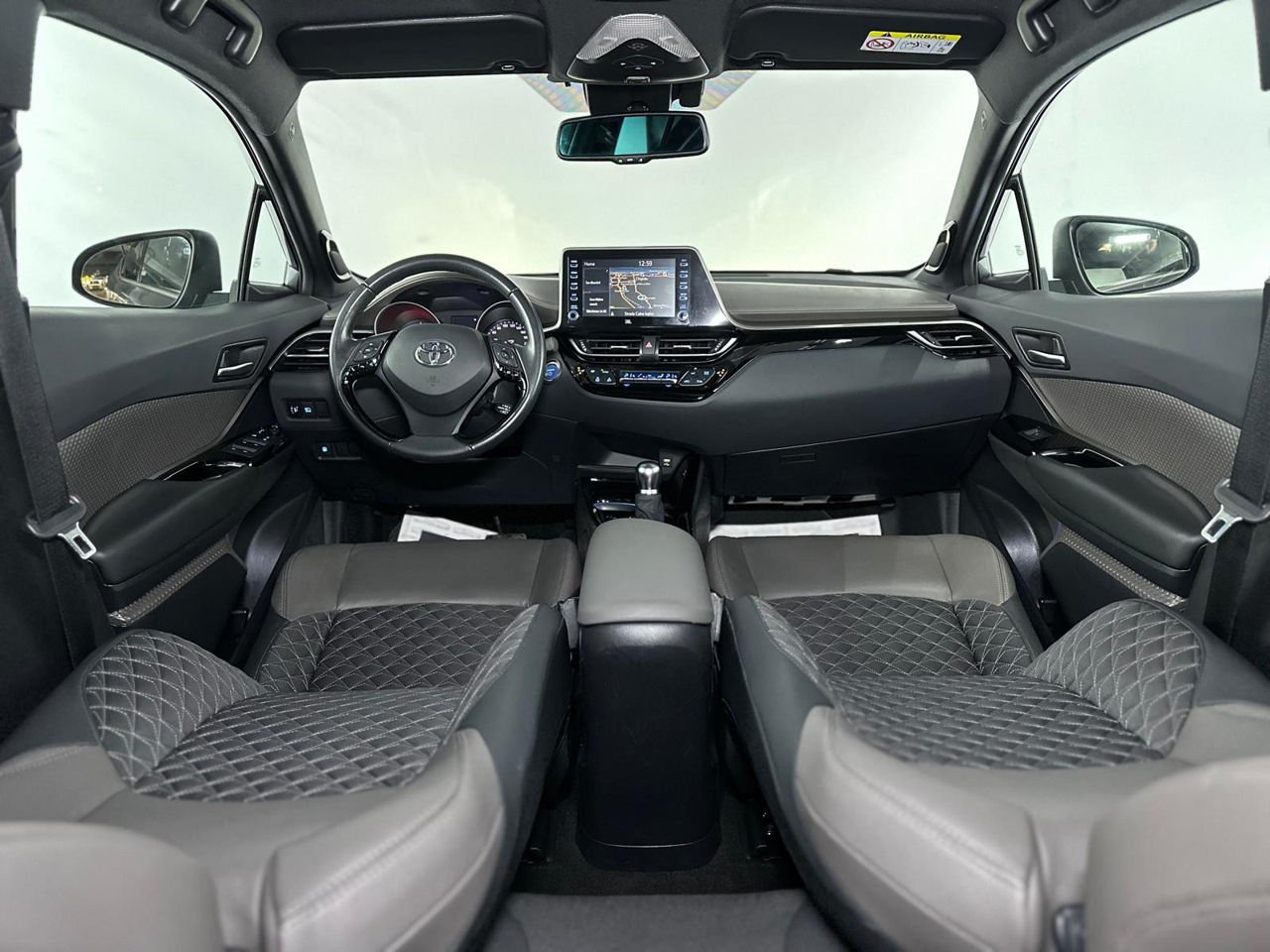 Toyota C-HR 2016 - image Toyota C-HR 2016 - image