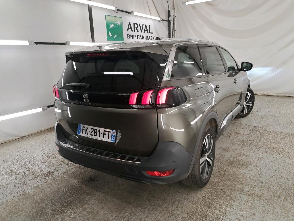 Peugeot 5008 II (2017 - ) image