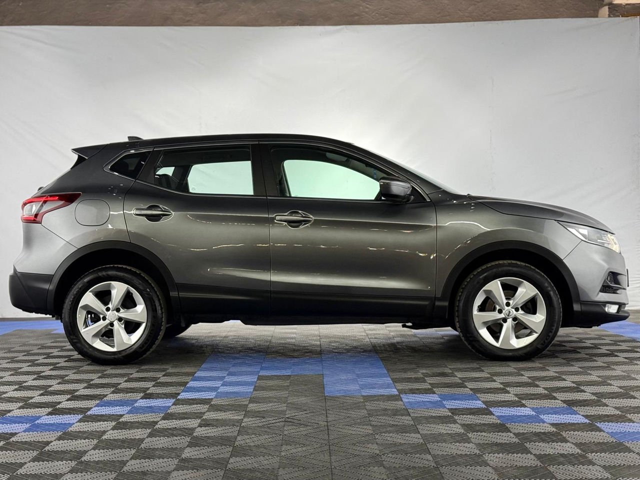 Nissan Qashqai J11 (2013 - 2021) image