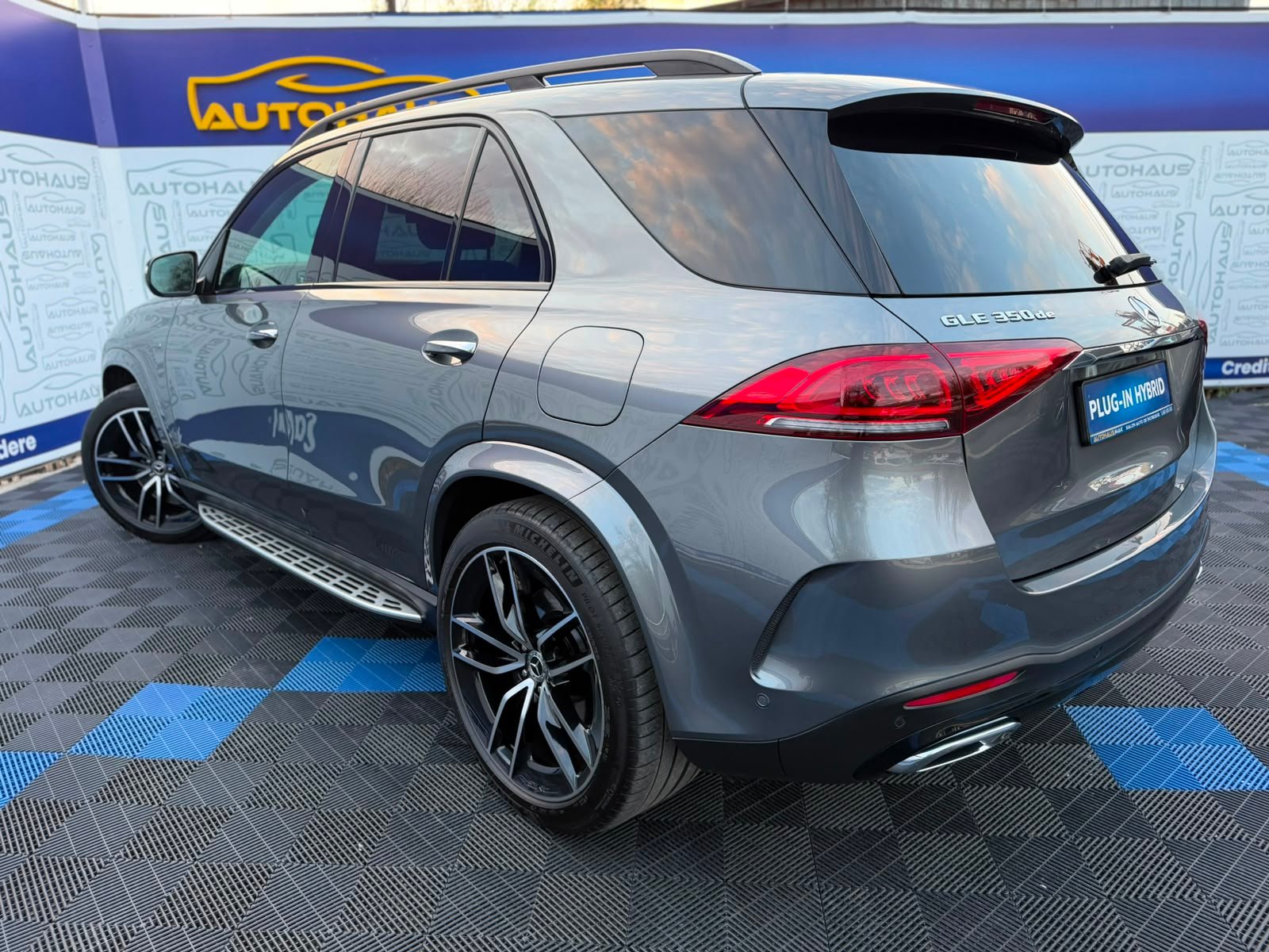 Mercedes-Benz GLE-Class W167 (2019 - ) image