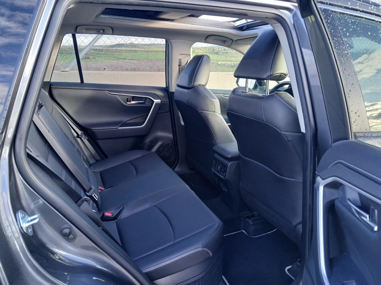 Toyota RAV4 2018 - image Toyota RAV4 2018 - image