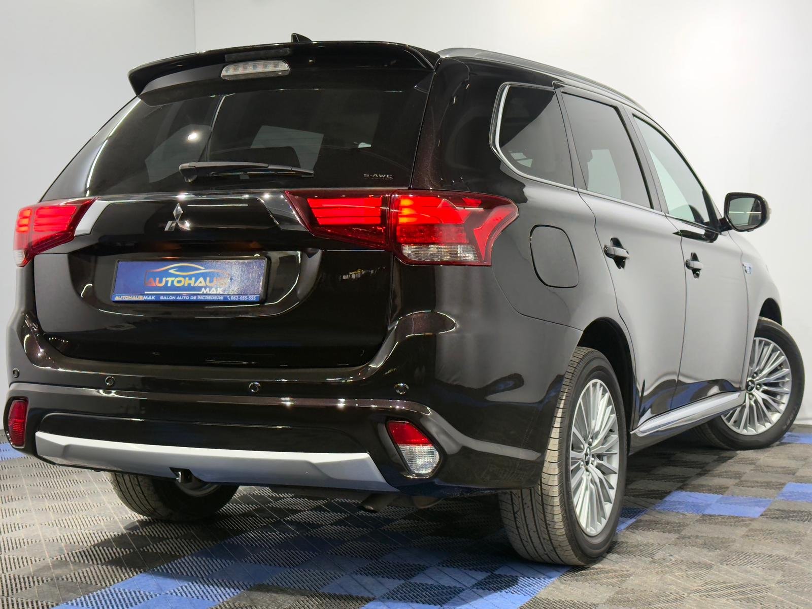 Mitsubishi Outlander III (2012 - 2021) image