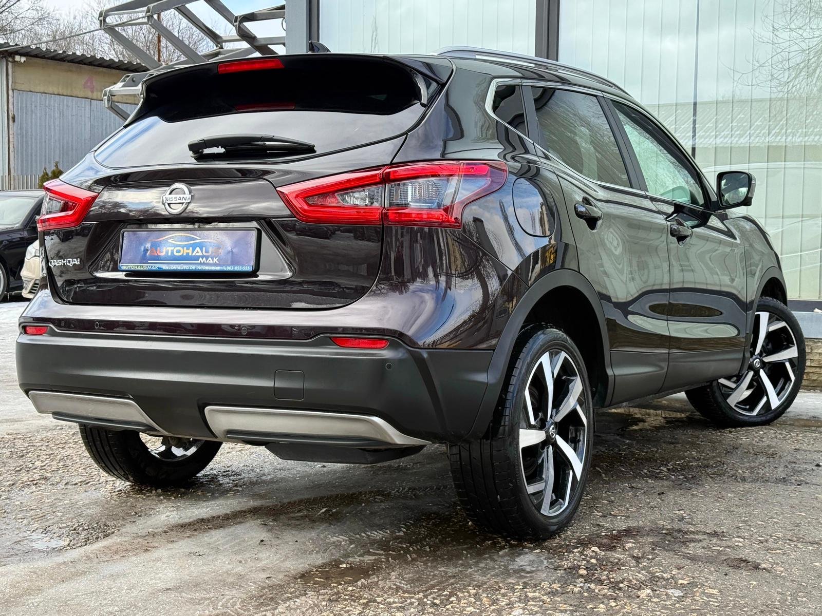 Nissan Qashqai J11 (2013 - 2021) image