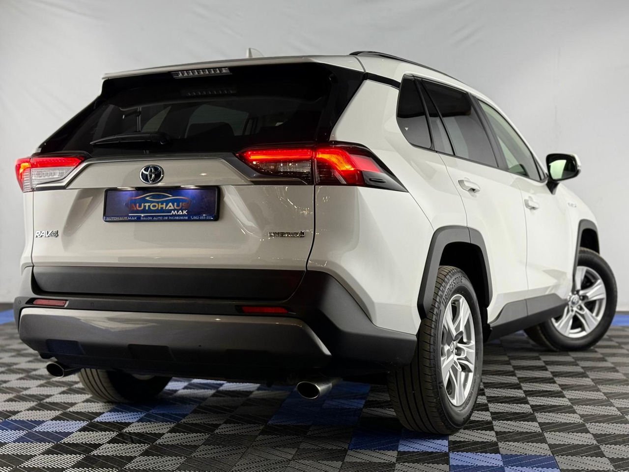 Toyota RAV4 2018 - image