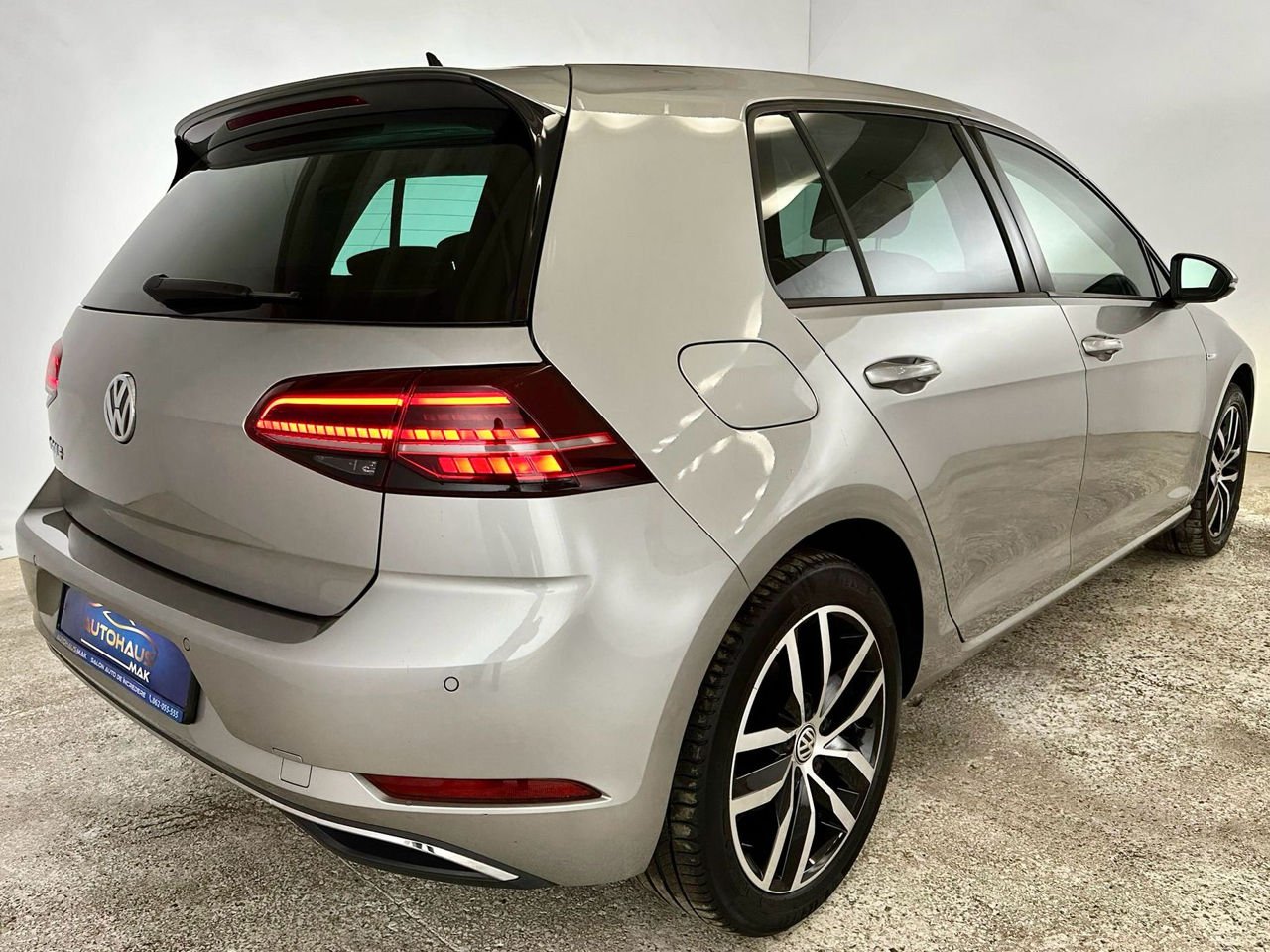 Volkswagen Golf VII (2012 - 2020) image