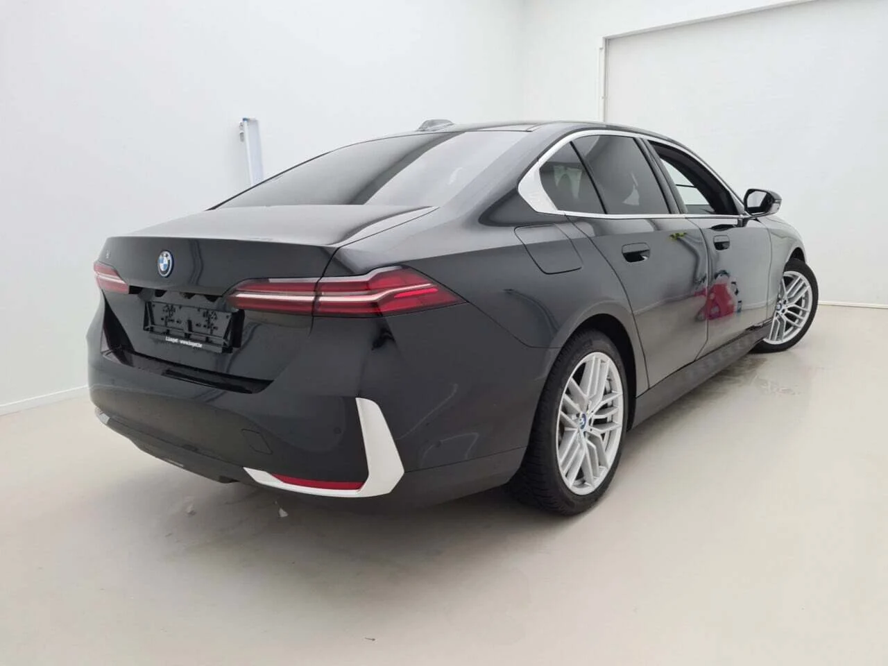 BMW 5 Series G30 (2017 - ) image