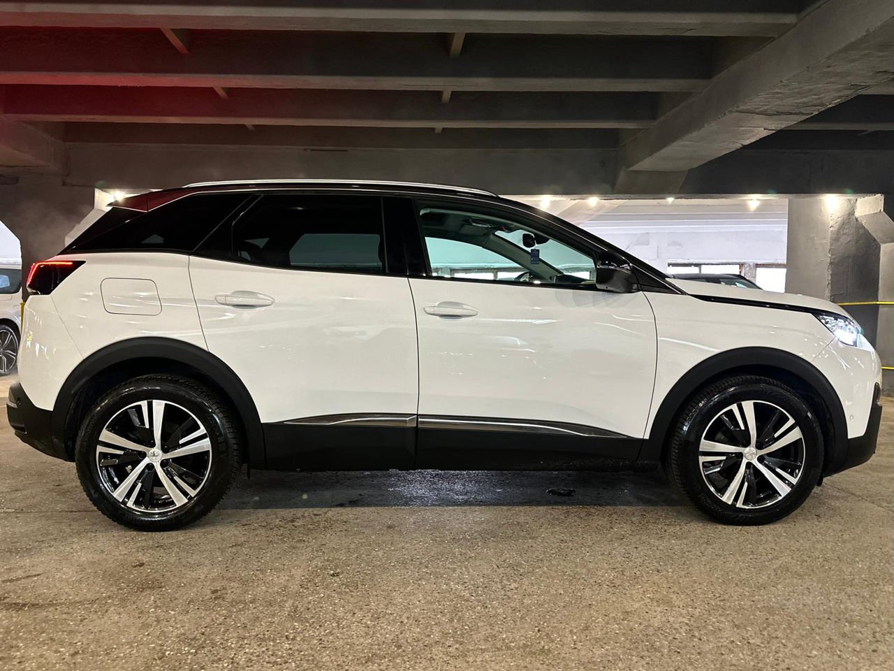 Peugeot 3008 II (2016 - ) image