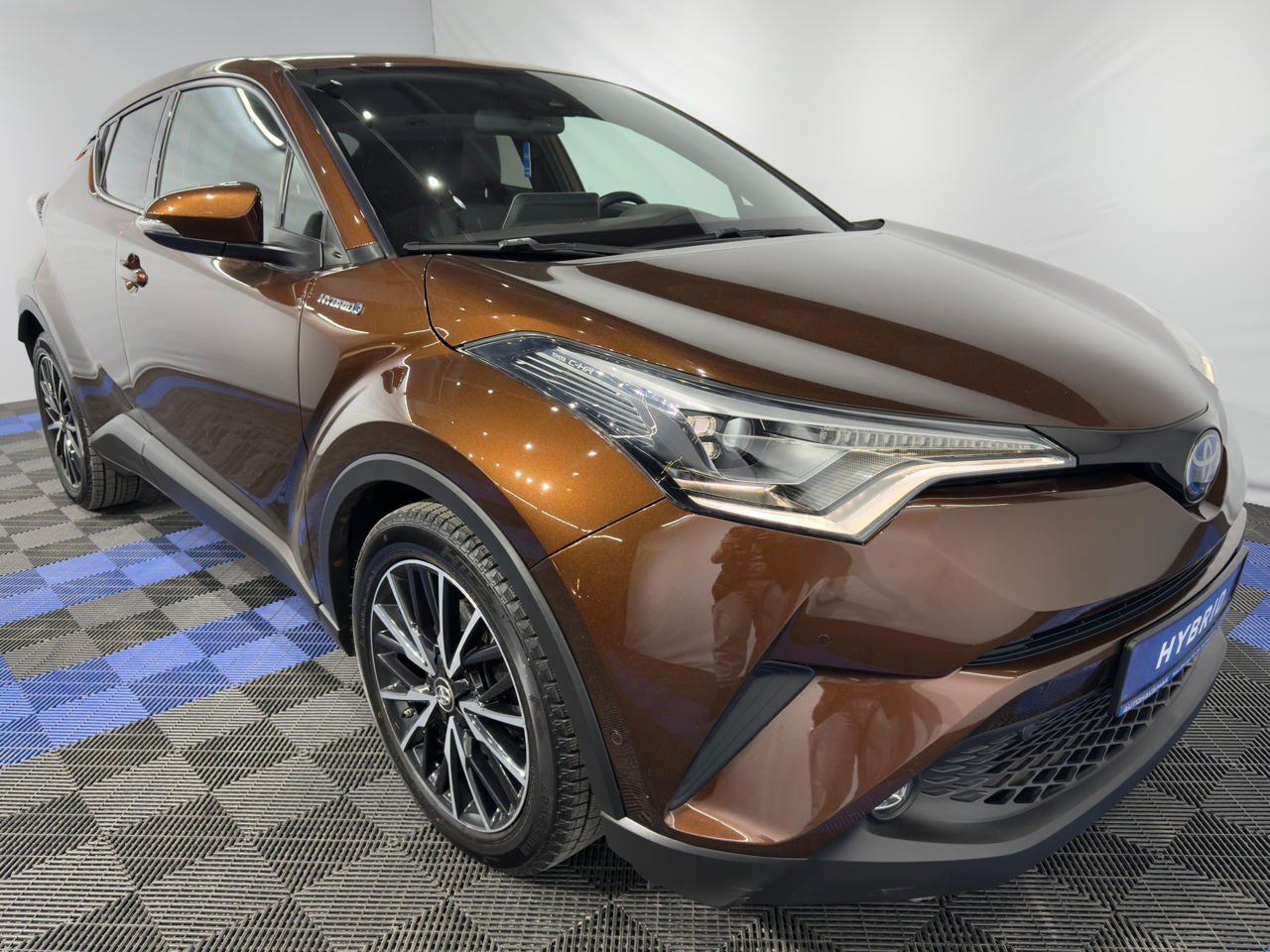 Toyota C-HR 2016 - image Toyota C-HR 2016 - image