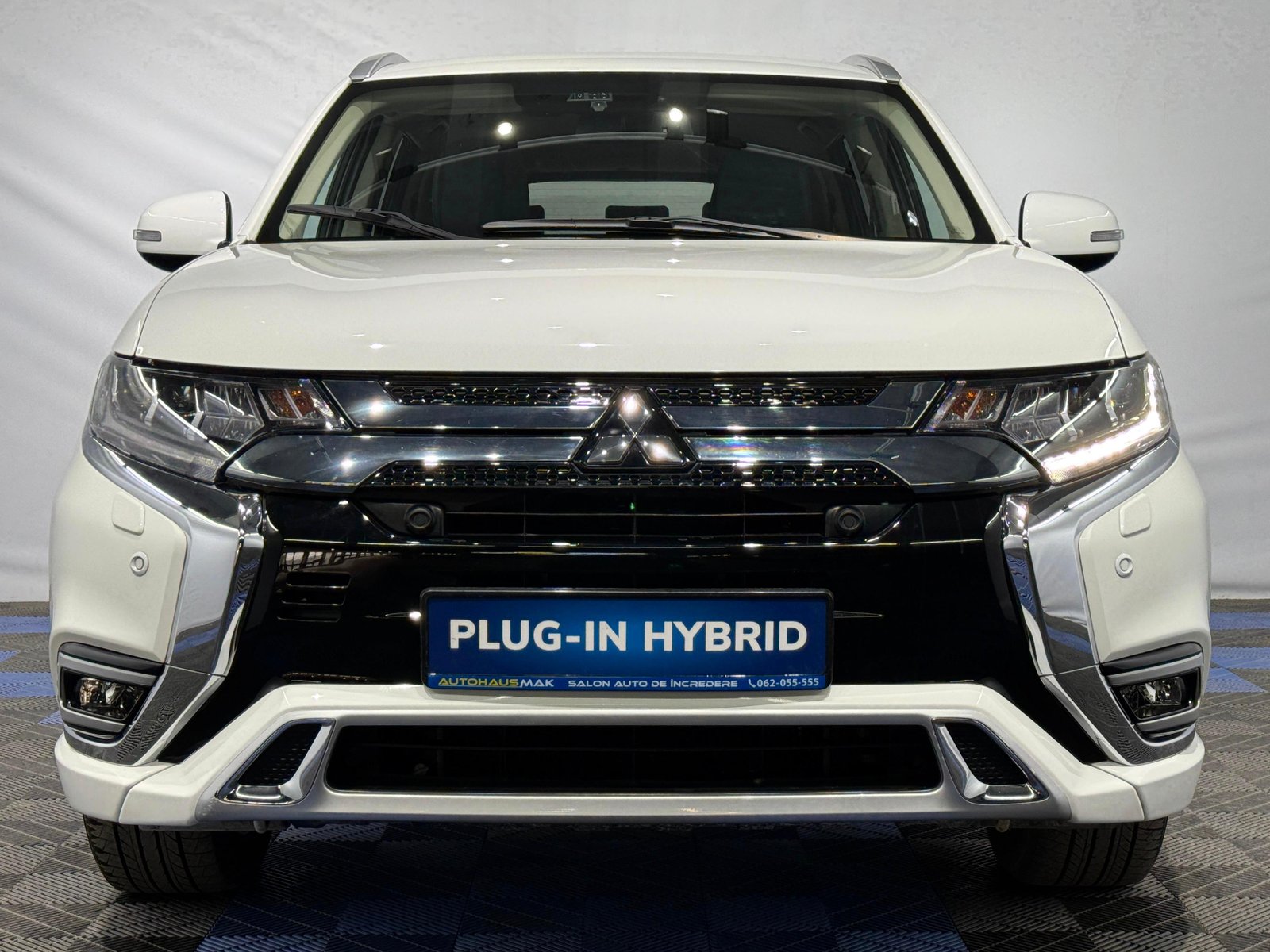 Mitsubishi Outlander III (2012 - 2021) image Mitsubishi Outlander III (2012 - 2021) image