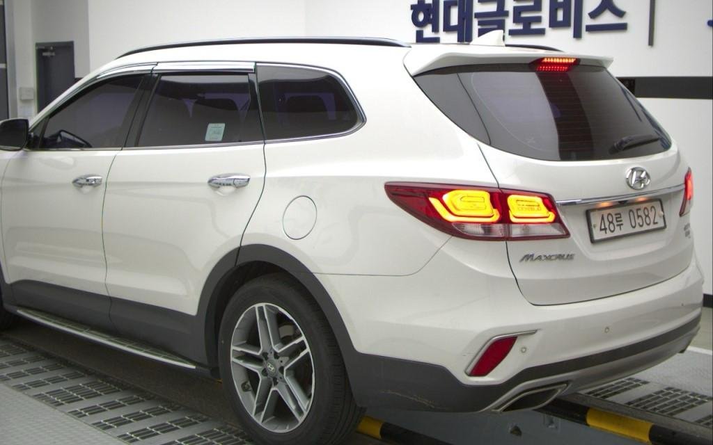 Hyundai Santa Fe III (2012 - 2018) image