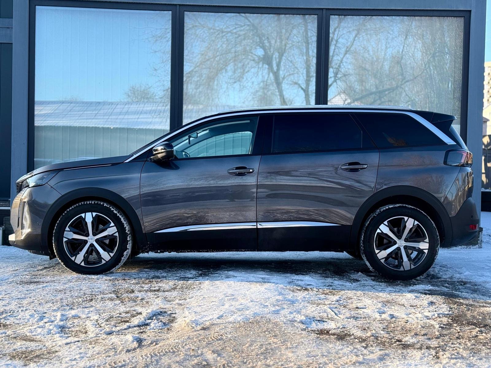 Peugeot 5008 II (2017 - ) image