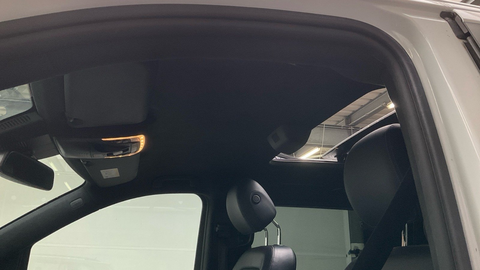 Mercedes-Benz V-Class W447 (2014 - ) image Mercedes-Benz V-Class W447 (2014 - ) image