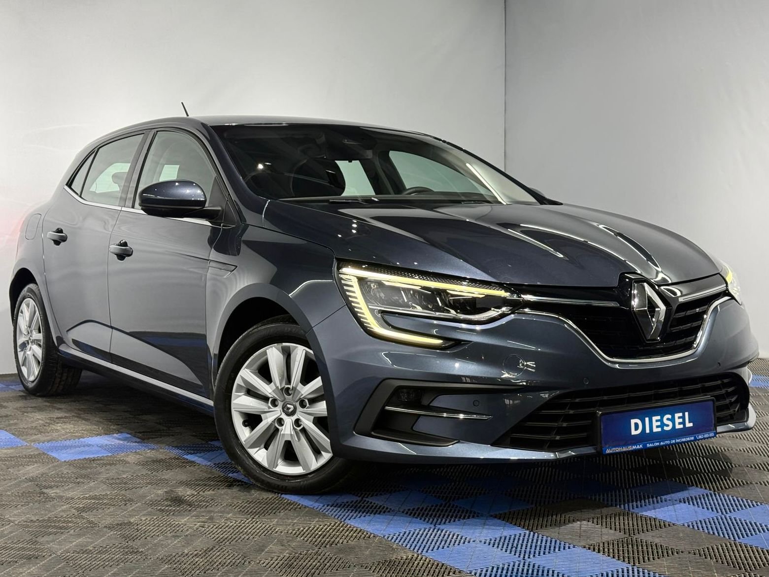 Renault Megane IV (2016 - ) image Renault Megane IV (2016 - ) image