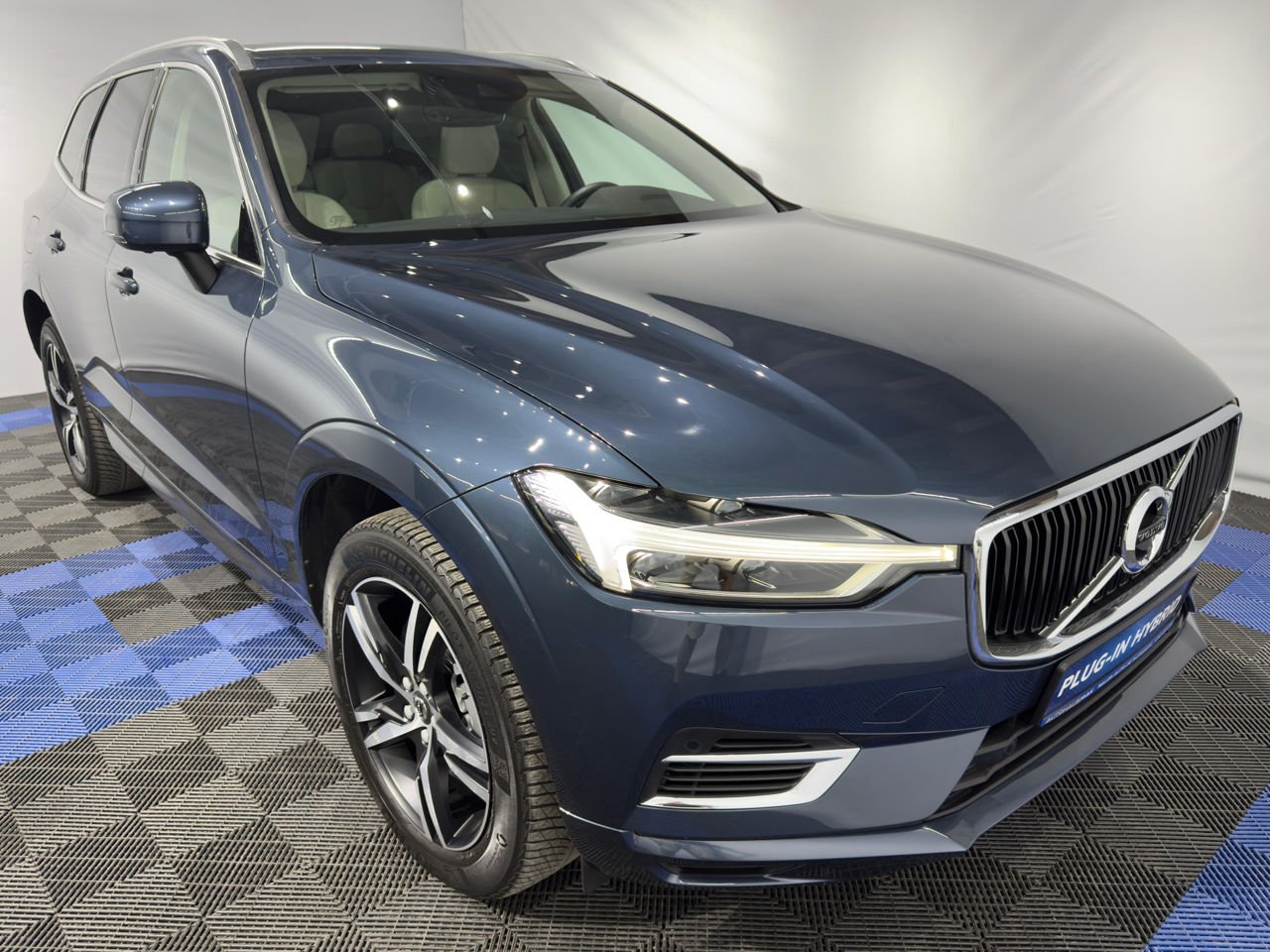 Volvo XC60 2017 - image Volvo XC60 2017 - image