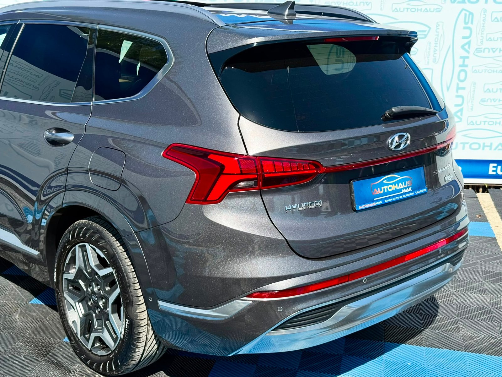 Hyundai Santa Fe IV (2018 - ) image