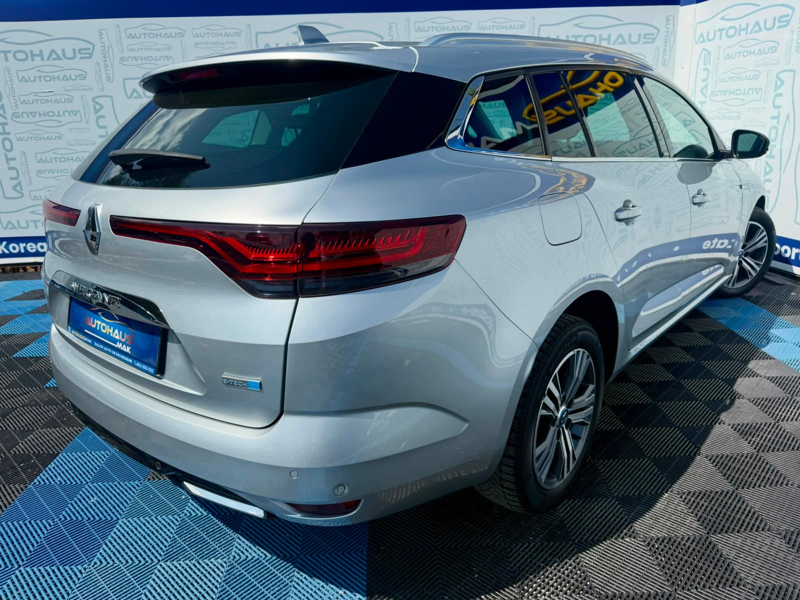 Renault Megane IV (2016 - ) image