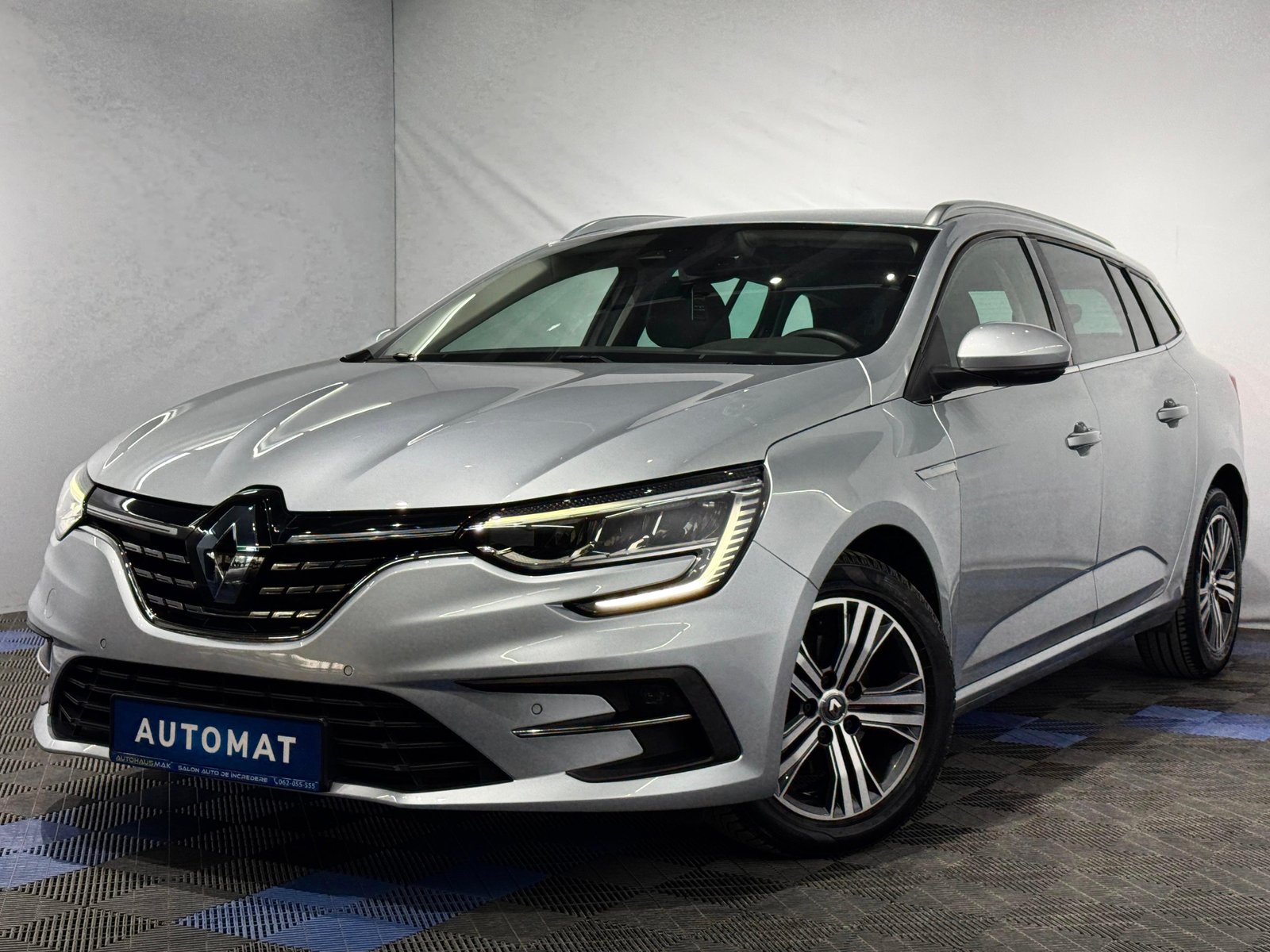 Renault Megane IV (2016 - ) image Renault Megane IV (2016 - ) image