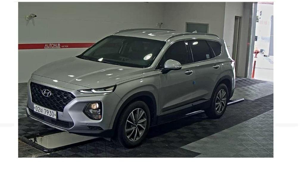 Hyundai Santa Fe IV (2018 - ) image